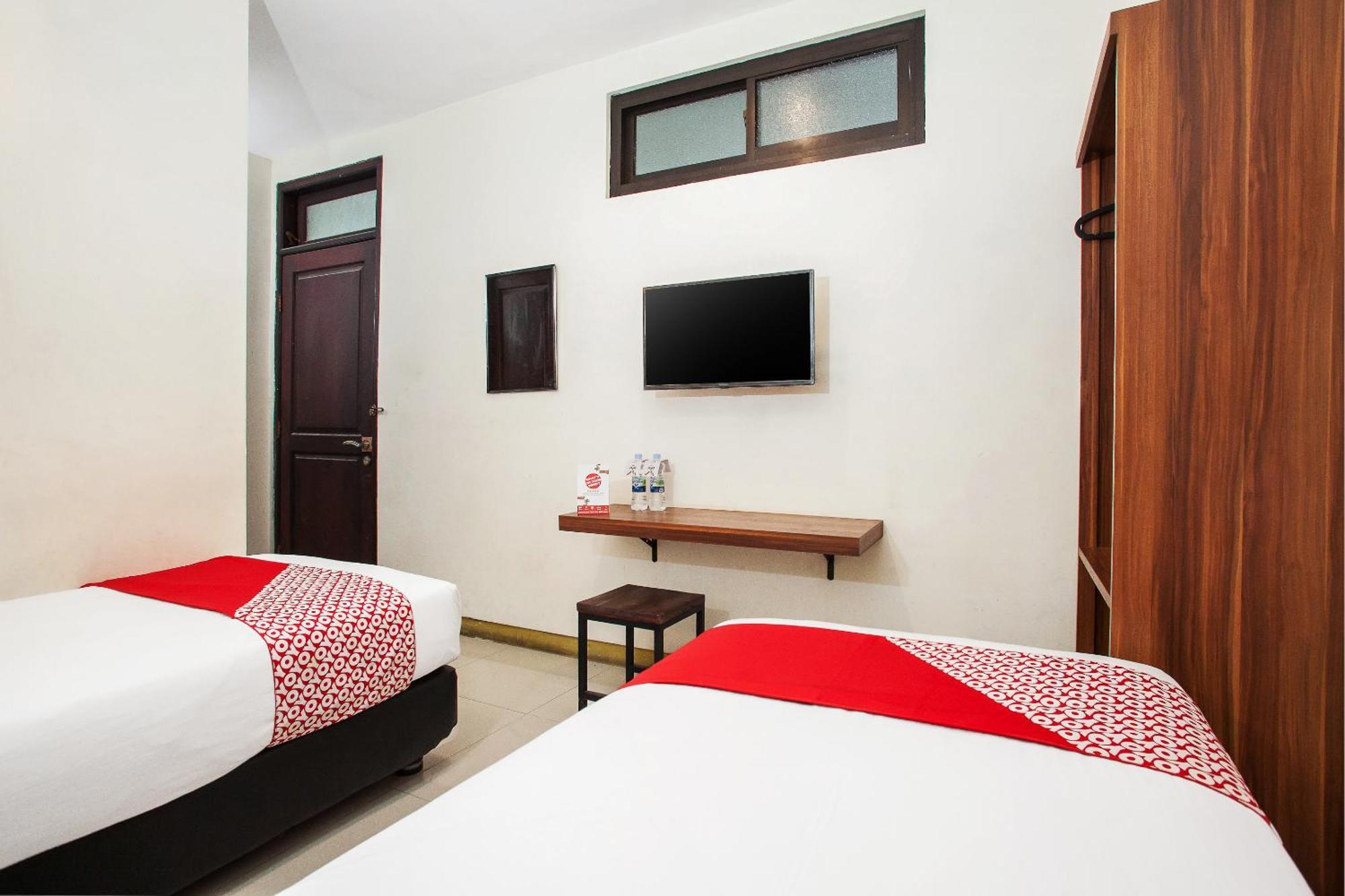 Hotel O Genteng Near Genteng Market Formerly Uno Hotel Surabaya Exterior photo