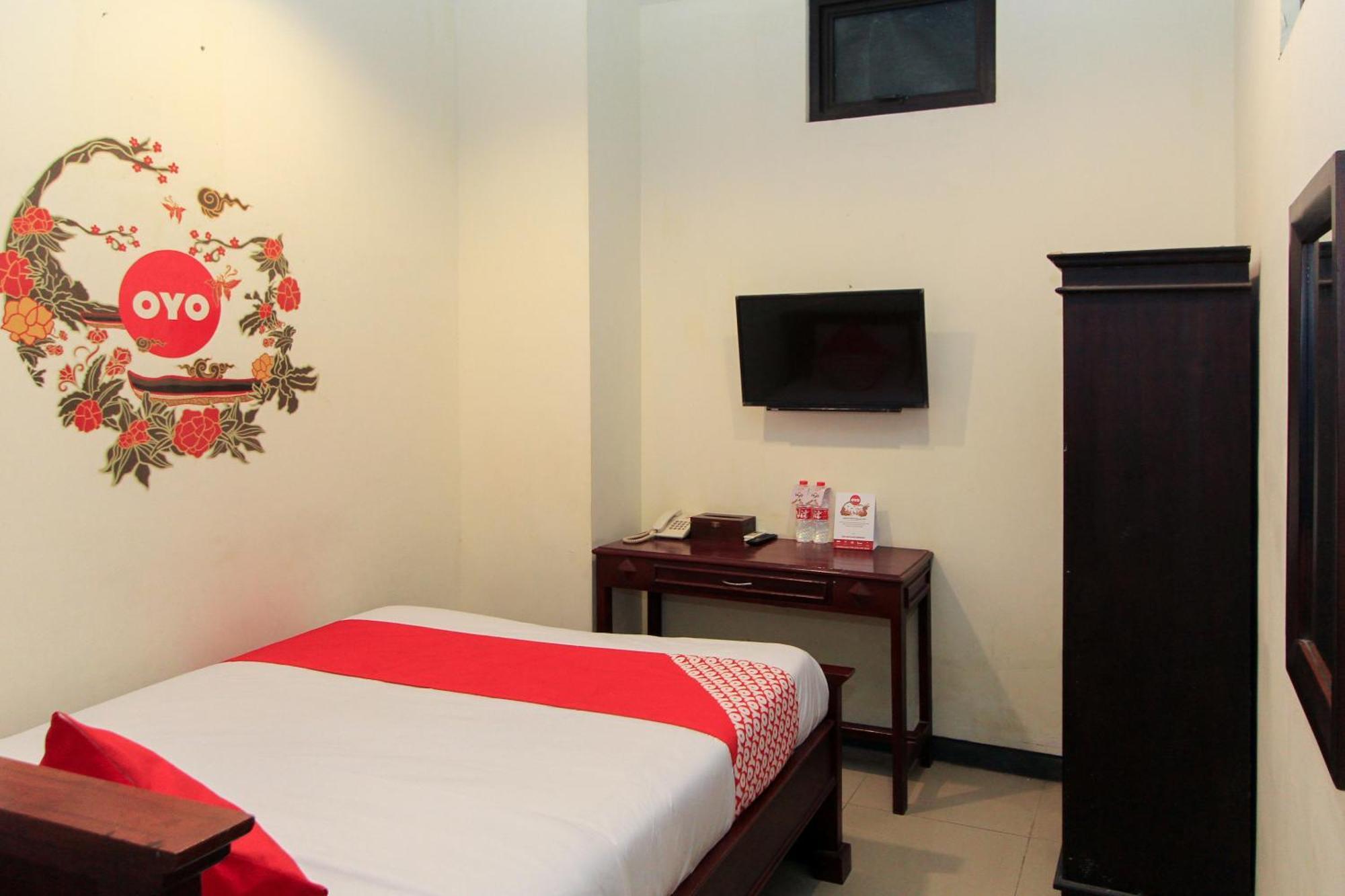 Hotel O Genteng Near Genteng Market Formerly Uno Hotel Surabaya Exterior photo