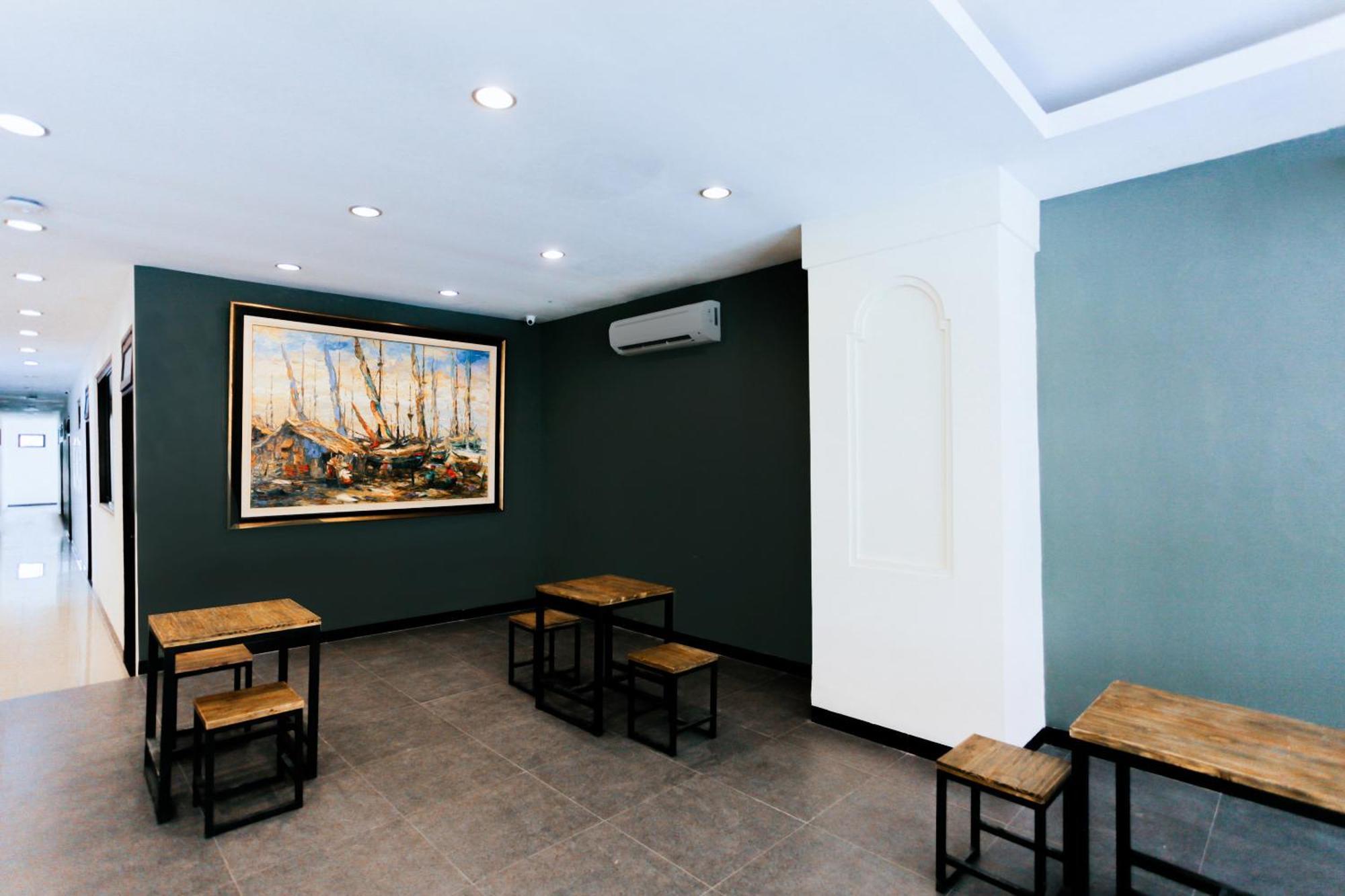Hotel O Genteng Near Genteng Market Formerly Uno Hotel Surabaya Exterior photo